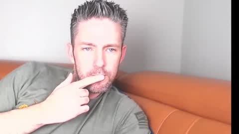 Snapshot of skylarrgrey chatting on 04-02-26, 08:06 SkylarGrey online show from 04-02-26, 08:06