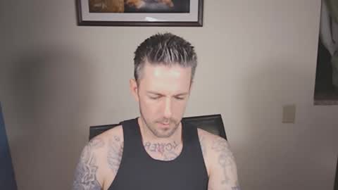 Snapshot of skylarrgrey chatting on 04-10-26, 06:07 SkylarGrey online show from 04-10-26, 06:07