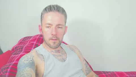 Snapshot of skylarrgrey chatting on 04-18-26, 03:43 SkylarGrey online show from 04-18-26, 03:43