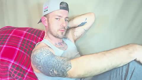 Snapshot of skylarrgrey chatting on 04-24-26, 04:26 SkylarGrey online show from 04-24-26, 04:26