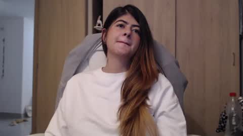 Skyler online show from 02-18-25, 01:54