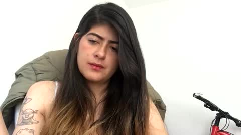 Skyler online show from 04-15-26, 05:20