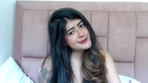 Snapshot of skyler1195 chatting on 07-18-26, 05:50 Skyler online show from 07-18-26, 05:50