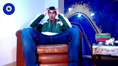 Snapshot of skyler_wild chatting on 06-23-26, 01:03 Skyler online show from 06-23-26, 01:03