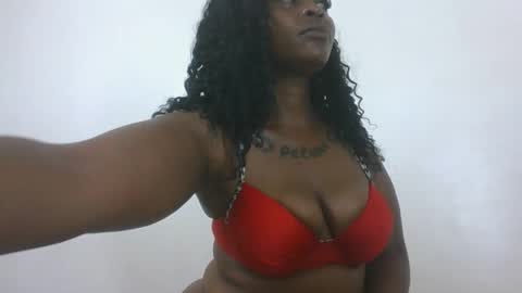 Snapshot of skylerhoney254 chatting on 12-21-25, 07:54 Skyler online show from 12-21-25, 07:54