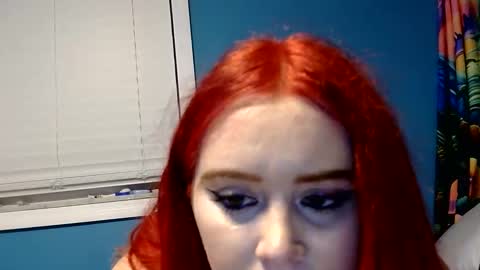 Snapshot of skylerrayy chatting on 11-10-25, 02:21 skylerrayy online show from 11-10-25, 02:21