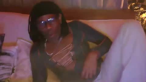 Snapshot of skyonetoo3 chatting on 02-22-25, 01:11 skyonetoo3 online show from 02-22-25, 01:11