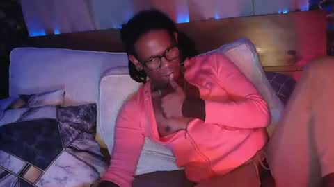 Snapshot of skyonetoo3 chatting on 03-02-25, 03:45 skyonetoo3 online show from 03-02-25, 03:45