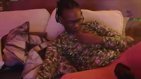 Snapshot of skyonetoo3 chatting on 03-05-25, 02:57 skyonetoo3 online show from 03-05-25, 02:57