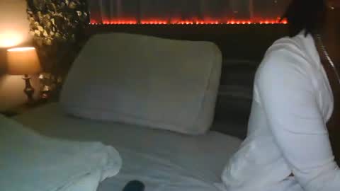 skyonetoo3 online show from 11-12-25, 02:45