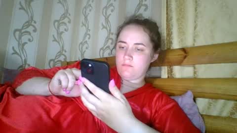 skyressie333 online show from 07-19-26, 06:55