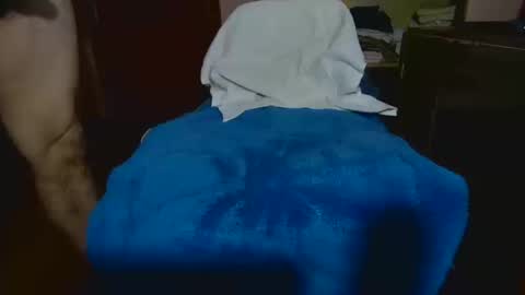 Snapshot of slacker62 chatting on 10-10-25, 04:50 slacker62 online show from 10-10-25, 04:50