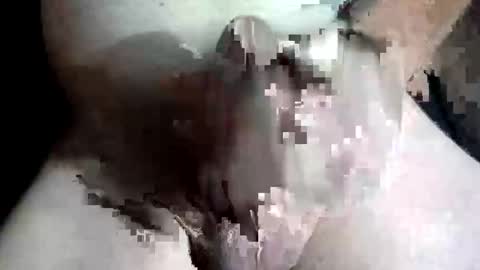 Snapshot of slash1710 chatting on 11-06-25, 08:43 Z online show from 11-06-25, 08:43