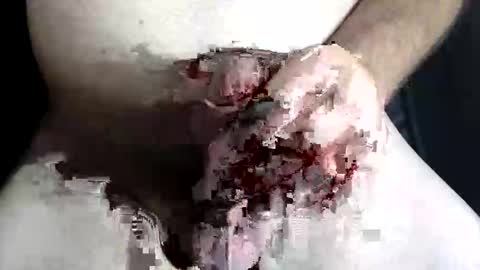 Snapshot of slash1710 chatting on 11-21-25, 08:40 Z online show from 11-21-25, 08:40