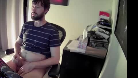 Snapshot of slave2pussy chatting on 12-22-24, 05:45 slave2pussy online show from 12-22-24, 05:45