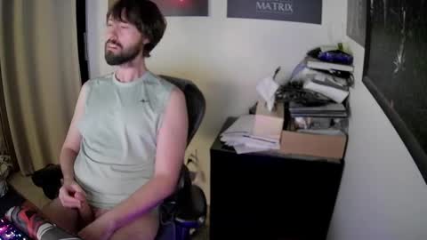 Snapshot of slave2pussy chatting on 03-09-25, 06:17 slave2pussy online show from 03-09-25, 06:17