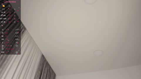 Snapshot of sleepyrue chatting on 12-28-24, 02:32 Rue or Sandra online show from 12-28-24, 02:32