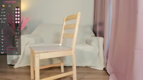 Snapshot of sleepyrue chatting on 03-12-25, 02:01 Rue or Sandra online show from 03-12-25, 02:01