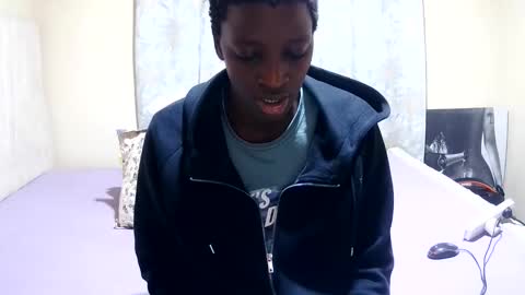Snapshot of slender_sweetbabe chatting on 06-01-26, 04:31 slender_sweetbabe online show from 06-01-26, 04:31