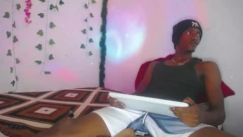 Snapshot of sleyandluna1 chatting on 05-17-26, 01:51 sleyandluna1 online show from 05-17-26, 01:51
