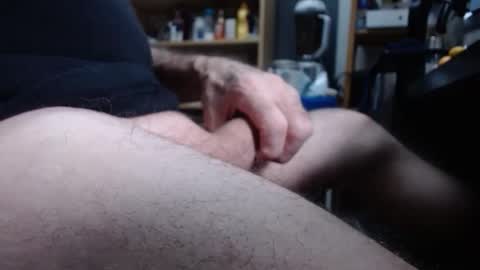 sliderguy699 online show from 12-21-25, 02:13