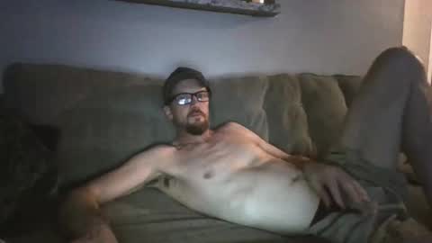 Snapshot of slim4daddybear chatting on 03-28-26, 05:51 slim boy 4 Bear Daddy online show from 03-28-26, 05:51