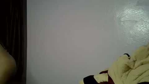 Alicia online show from 10-08-25, 01:25