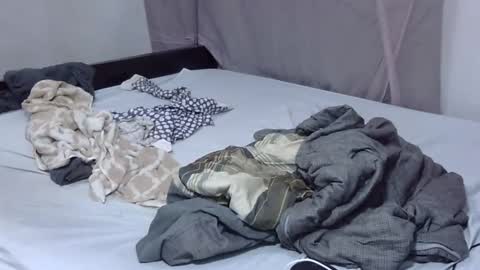 Snapshot of slim_joy chatting on 09-10-25, 06:41 slim_joy online show from 09-10-25, 06:41