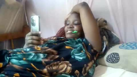 Snapshot of slim_joy chatting on 05-13-26, 08:44 slim_joy online show from 05-13-26, 08:44