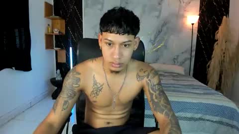 Snapshot of slim_master12 chatting on 05-01-26, 08:46 slim_master12 online show from 05-01-26, 08:46