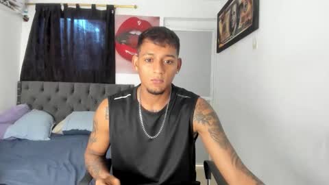 Snapshot of slim_master12 chatting on 05-15-26, 10:06 slim_master12 online show from 05-15-26, 10:06