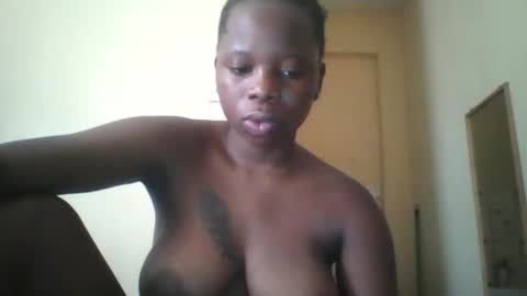 slim_petite_ebony online show from 03-19-26, 07:34