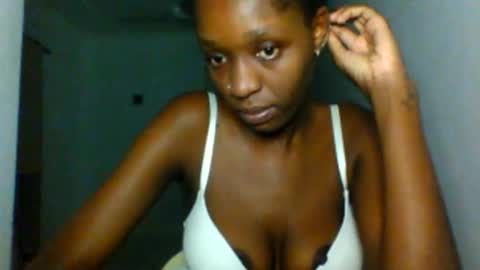 Snapshot of slimandthick1 chatting on 04-27-26, 08:07 slimandthick1 online show from 04-27-26, 08:07