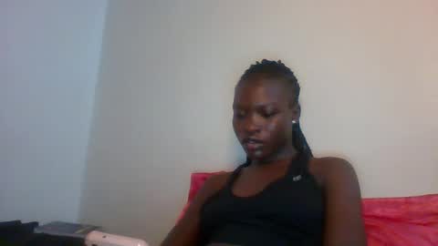 Snapshot of slimdiva chatting on 11-19-25, 01:49 slimdiva online show from 11-19-25, 01:49