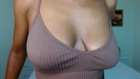 Snapshot of slimebonie chatting on 09-18-25, 07:05 purity online show from 09-18-25, 07:05