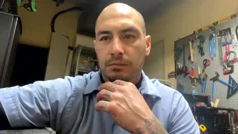 More more more online show from 12-20-25, 05:31