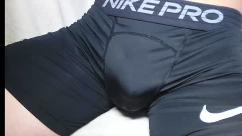 Snapshot of slimhungyvng chatting on 07-27-26, 05:31 slimhungyvng online show from 07-27-26, 05:31
