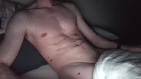 Snapshot of slimnlean chatting on 04-28-26, 04:17 slimnlean online show from 04-28-26, 04:17