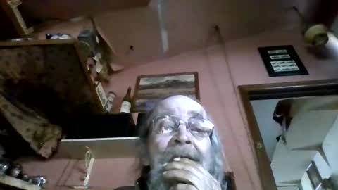 Snapshot of slimshady5265 chatting on 01-19-26, 03:38 slimshady5265 online show from 01-19-26, 03:38