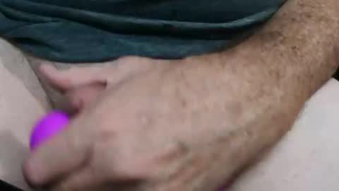 Snapshot of slimsunny chatting on 11-25-25, 06:13 slimsunny online show from 11-25-25, 06:13