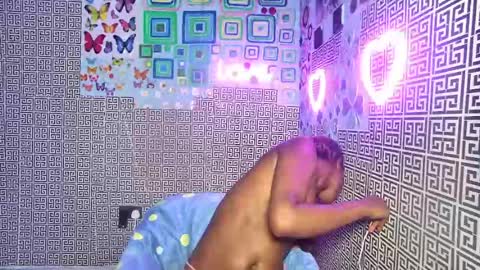 Snapshot of slimzyxdoll chatting on 04-15-26, 11:27 slimzyxdoll online show from 04-15-26, 11:27