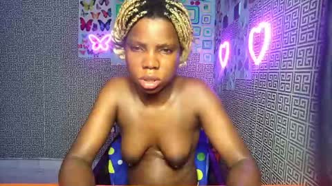 Snapshot of slimzyxdoll chatting on 07-10-26, 07:38 slimzyxdoll online show from 07-10-26, 07:38