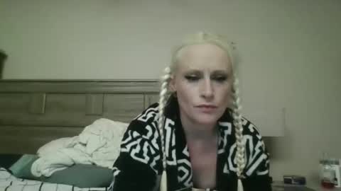 slip_inslide online show from 04-16-26, 10:38