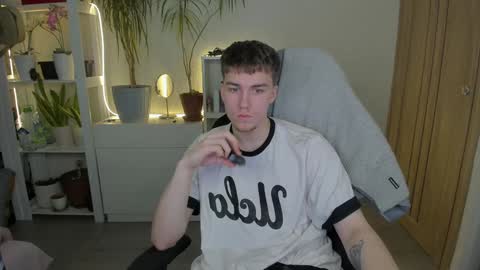 Mila online show from 01-23-25, 01:35