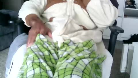 slipperyballs900 online show from 02-15-26, 02:03