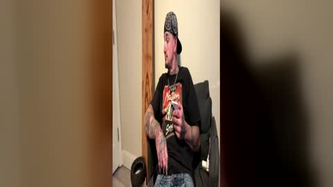 Snapshot of slotsnake chatting on 06-30-26, 07:59 Soulsnatcherz online show from 06-30-26, 07:59