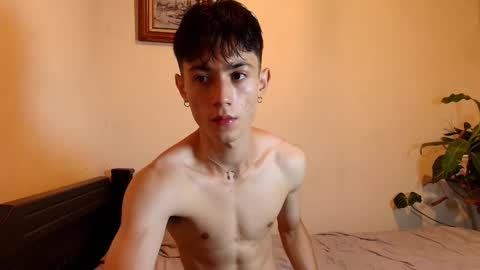 Snapshot of slowburnmystic chatting on 01-15-26, 09:40 slowburnmystic online show from 01-15-26, 09:40