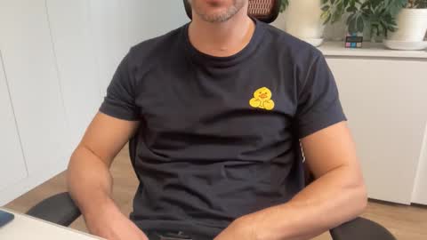 Slutguy81 online show from 03-21-26, 08:19