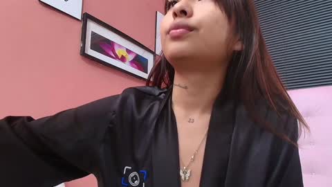 Snapshot of slutlittlecamila chatting on 12-12-24, 11:47 CAMILA online show from 12-12-24, 11:47