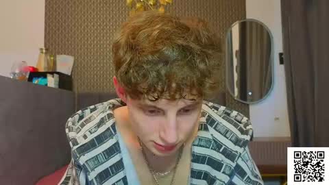 Snapshot of sluttsavage chatting on 05-14-26, 03:46 sluttsavage online show from 05-14-26, 03:46
